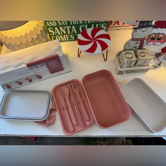 Our Place Layered Bento Lunchbox with Utensils - Picture 8 of 8